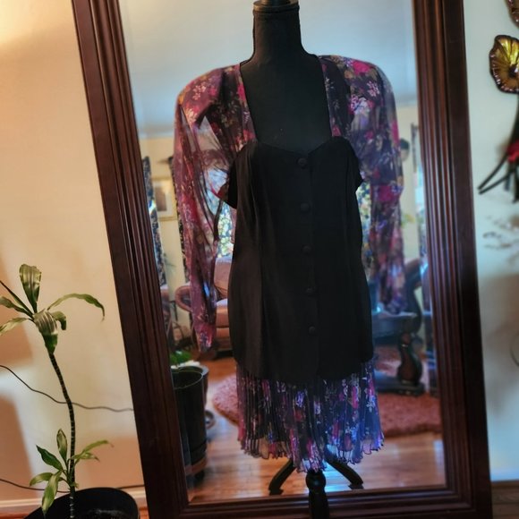 Women 2 piece suit - Picture 1 of 3